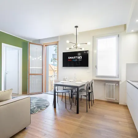 Hostdomus-green House * Диано-Марина