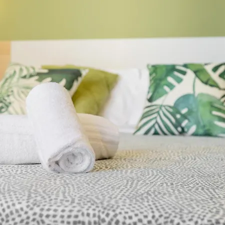 Апартаменты Hostdomus-green House