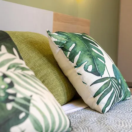 Hostdomus-green House *