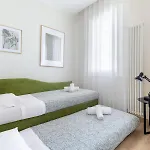 Hostdomus-green House Diano Marina